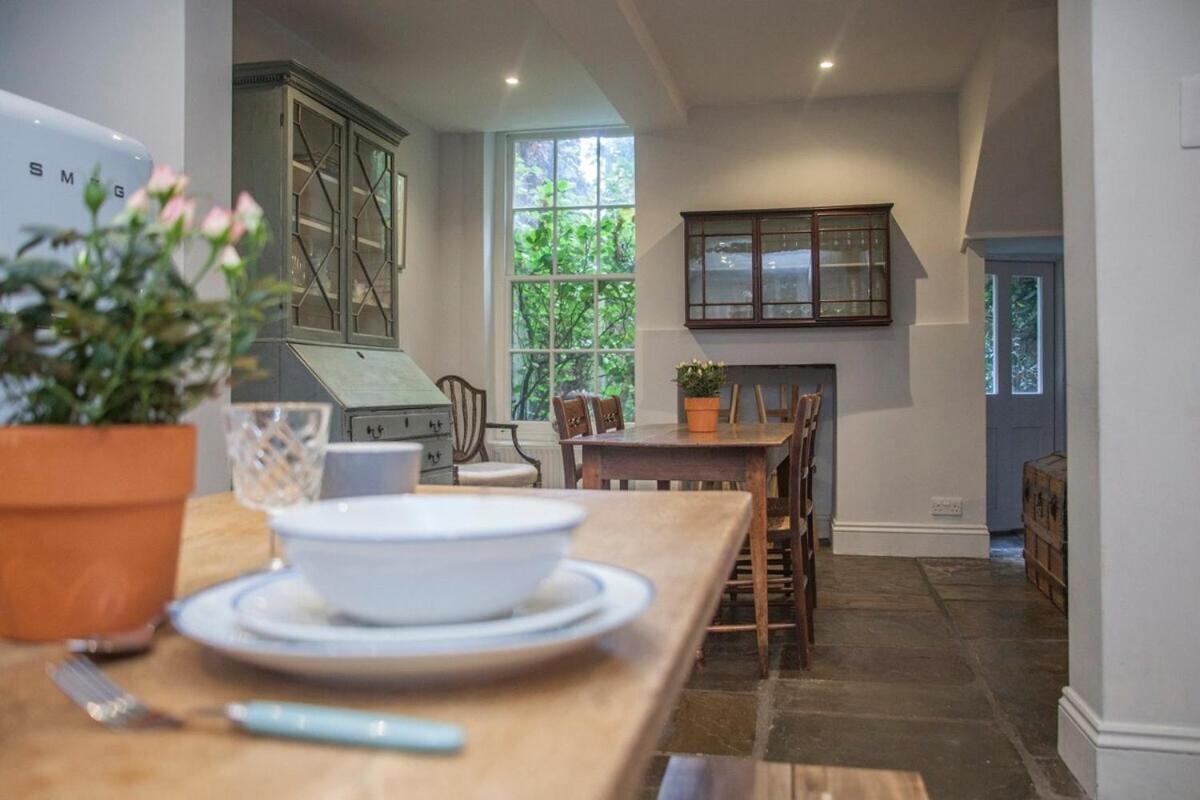 The Georgian Townhouse @ Pierrepont Place Appartement *